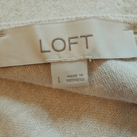 Sweater - Picture 9 of 10